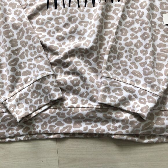 NWT RAE DUNN Womens FOOTBALL MAMA Sweatshirt Top Leopard Print Plus Size 2X - Picture 8 of 11